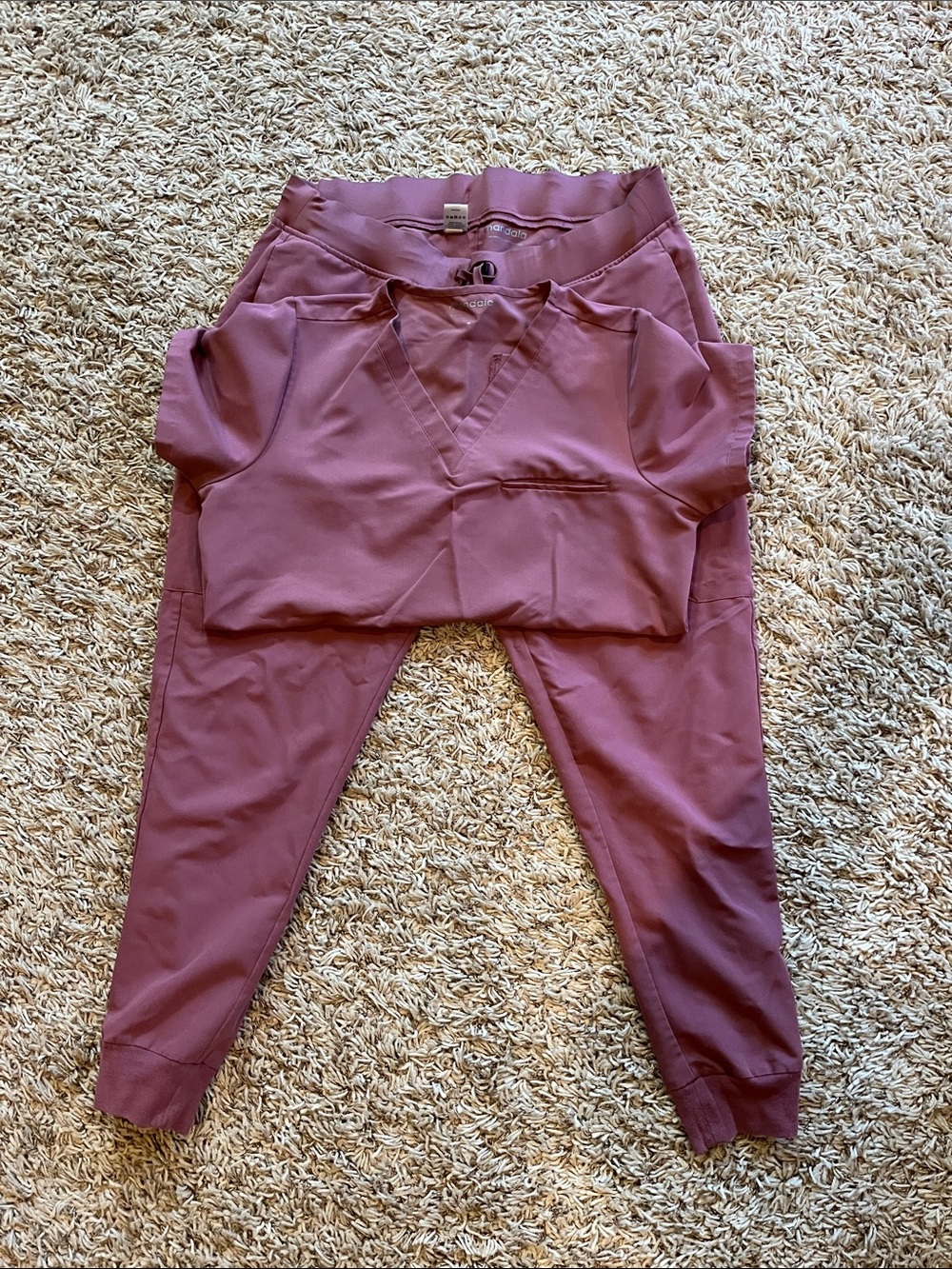 Mandala Scrub Jogger Set in Mauve